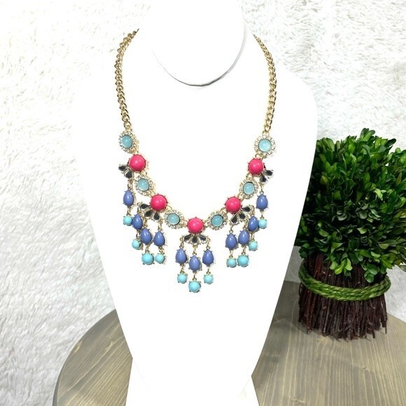 Multi Color Rhinestones Crystals Fan Cluster Statement Babble Necklace - Picture 2 of 7